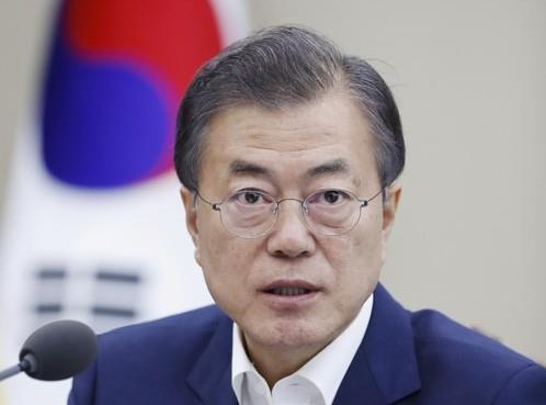 2018年6月14日、NSC全体会議で発言する文在寅氏（韓国大統領府提供）