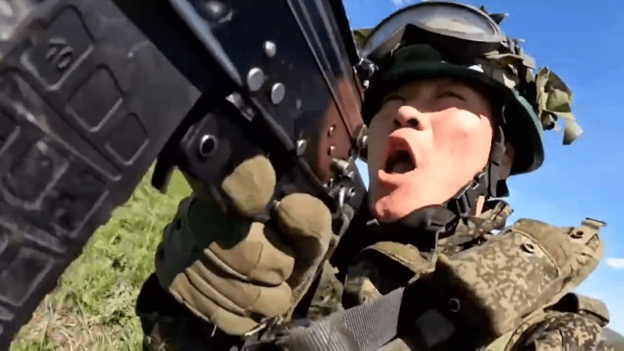 「犬死は嫌だ」北朝鮮、ロシア派兵”自爆美化”に軍内で反発