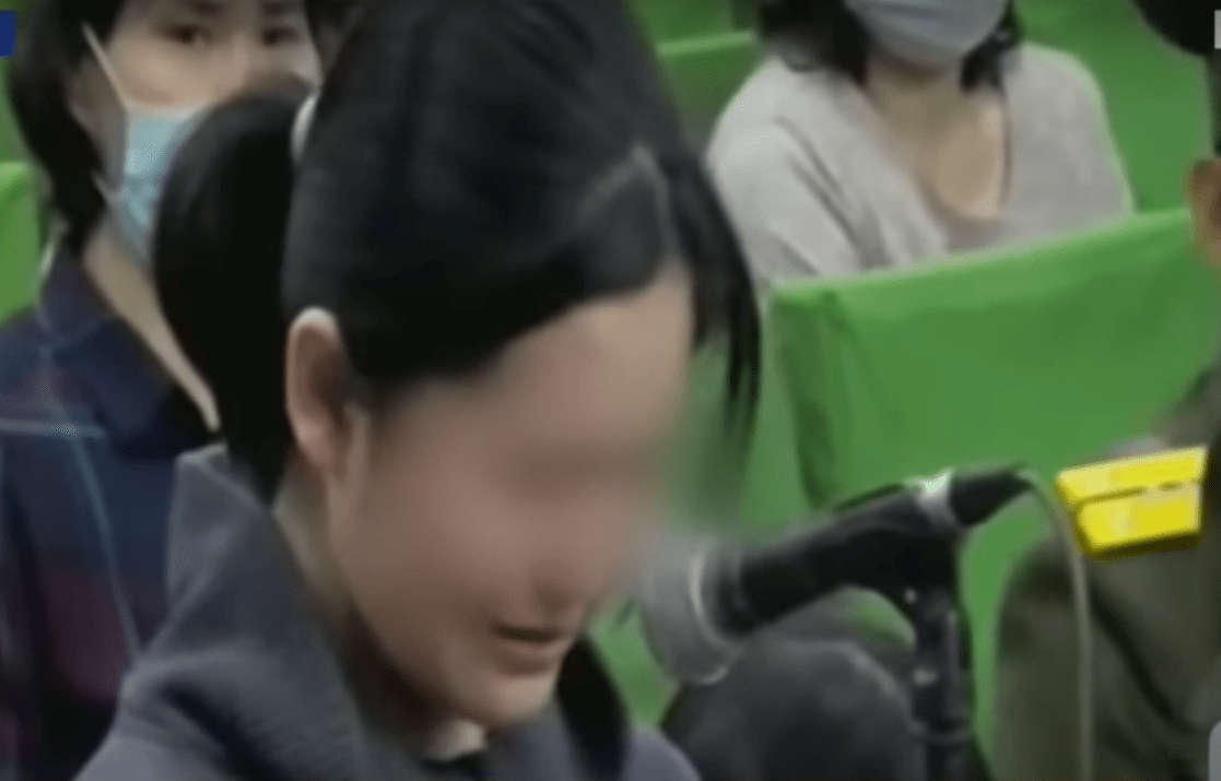 村で評判の20代女性が「さらし者」にされた禁断の行為