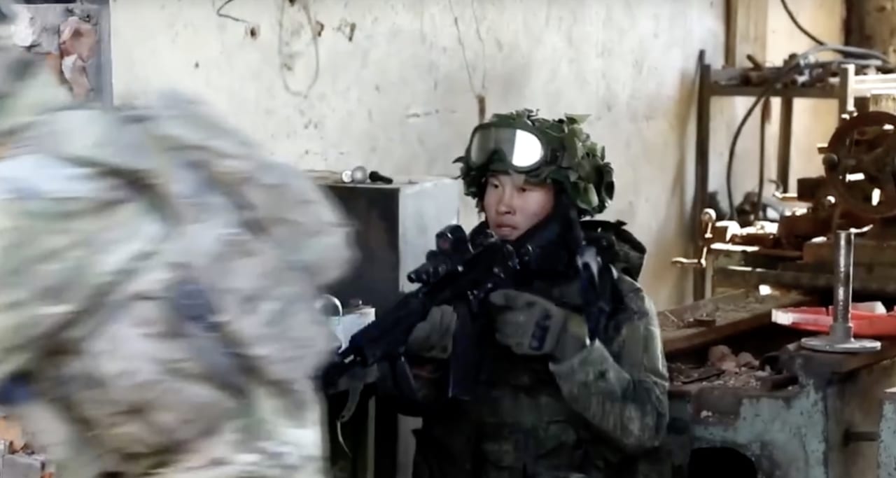 「英雄」の代償は不安と沈黙──北朝鮮派兵家族の知られざる苦悩